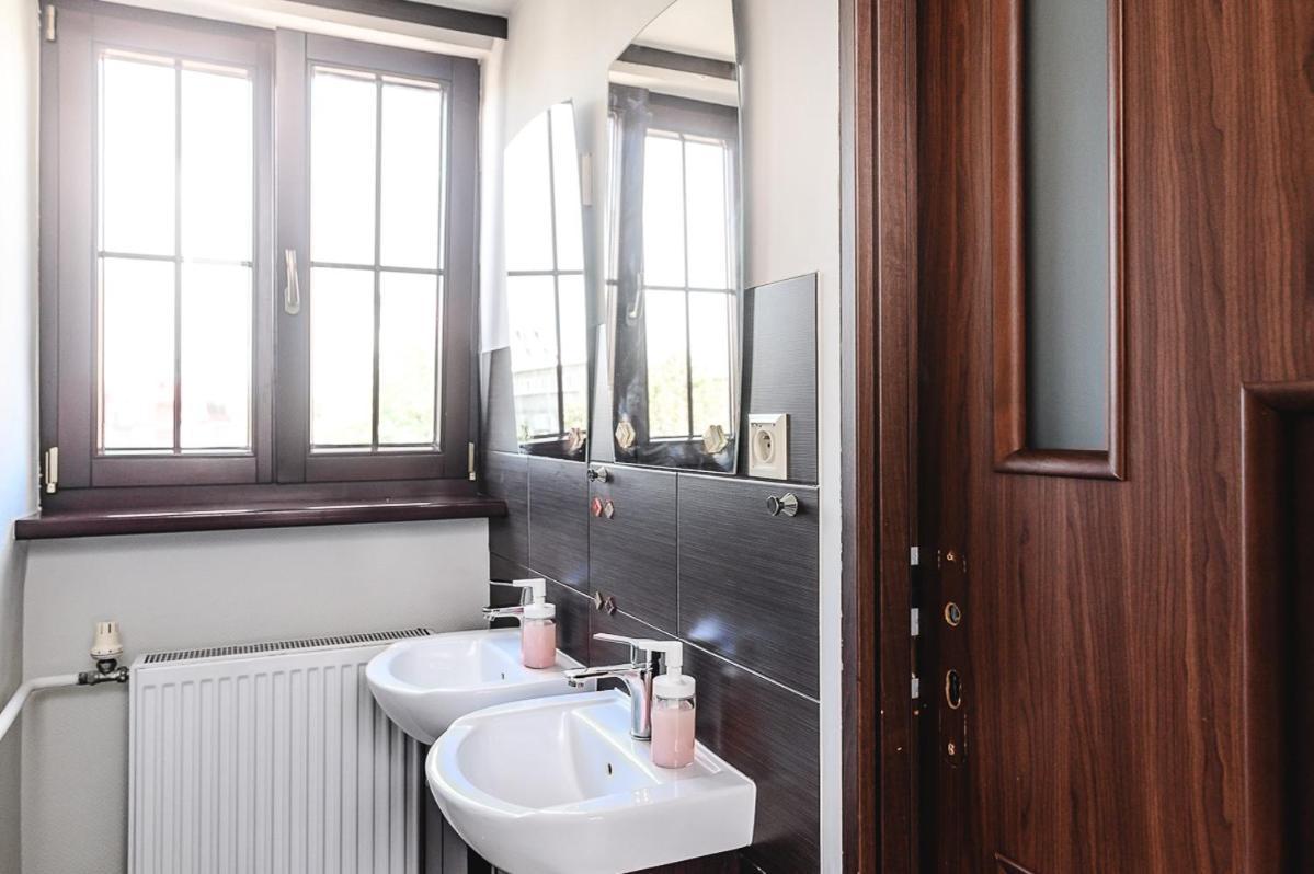Moho E Hostel Wrocław Eksteriør bilde